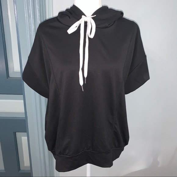 Gilli Black Short Sleeved Hoodie NWT - Picture 1 of 8